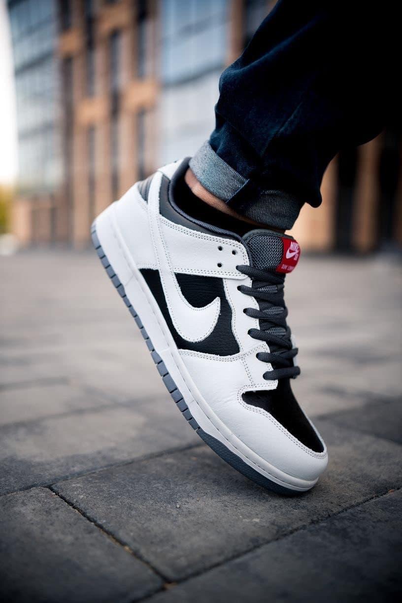 Nike SB Dunk Low White Black