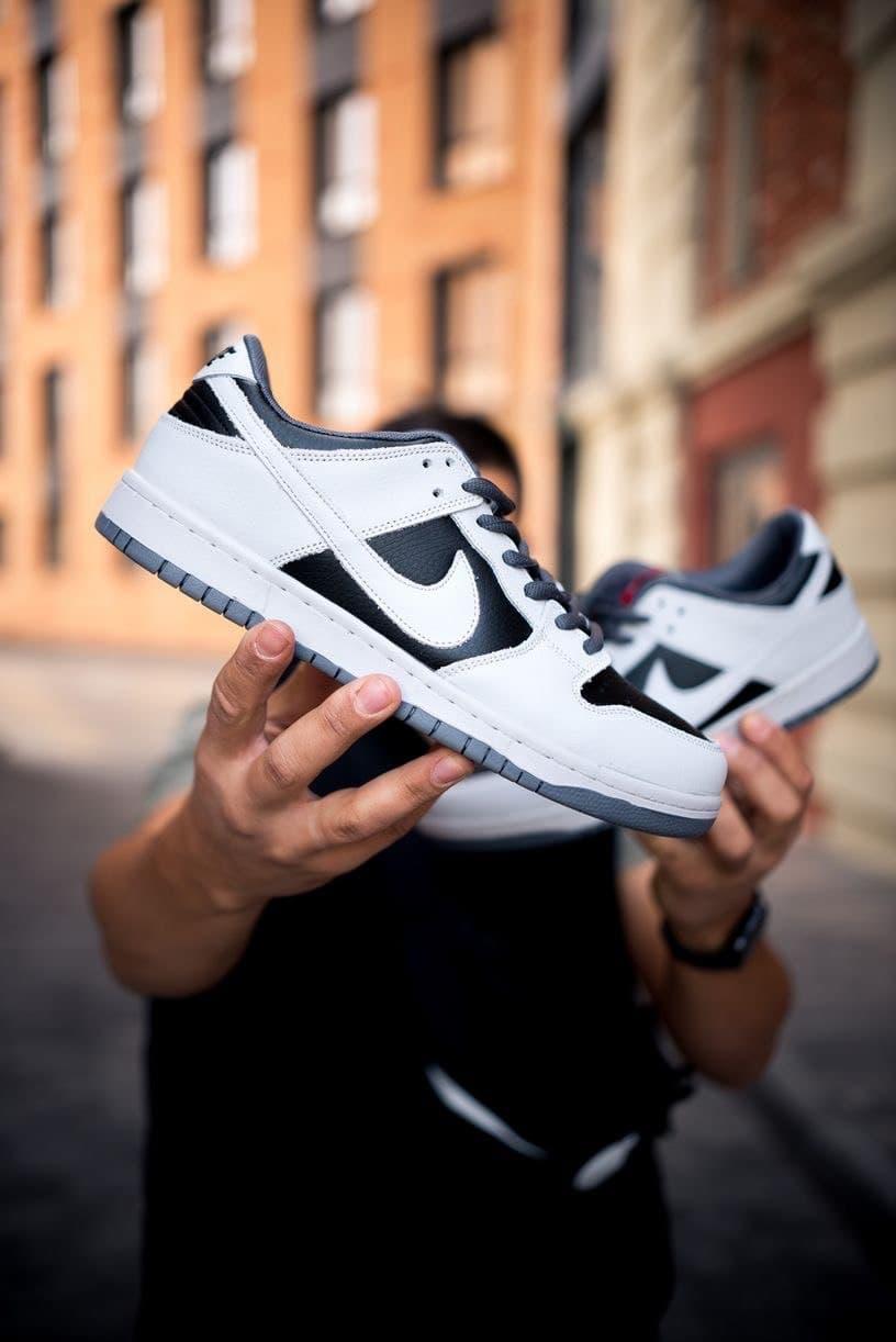 Nike SB Dunk Low White Black