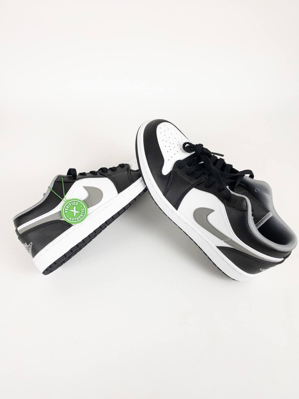 Nike Air Jordan Retro 1 Low Grey White Black 3