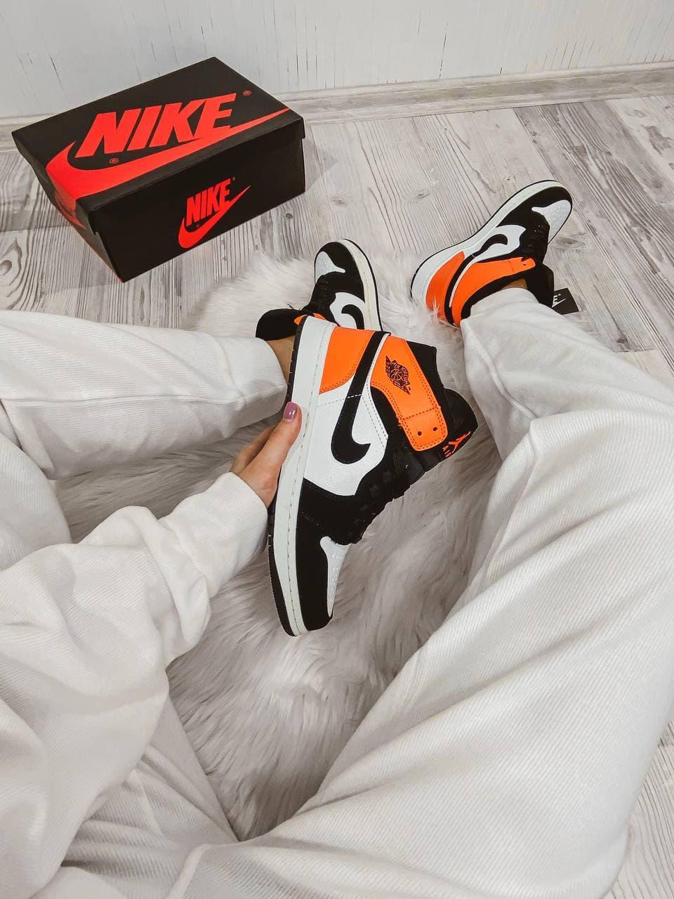 Nike Air Jordan 1 Retro High Black White Orange