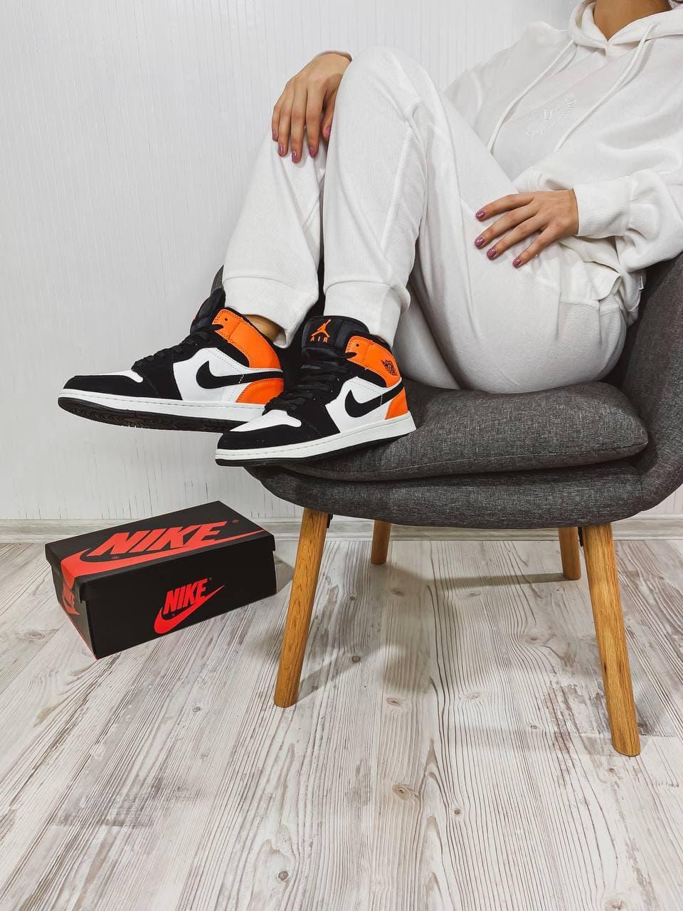 Nike Air Jordan 1 Retro High Black White Orange