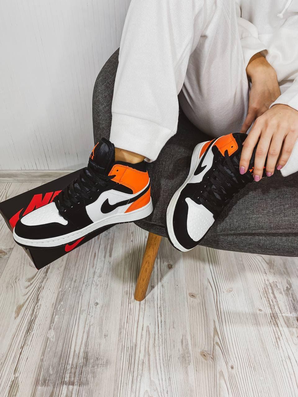 Nike Air Jordan 1 Retro High Black White Orange