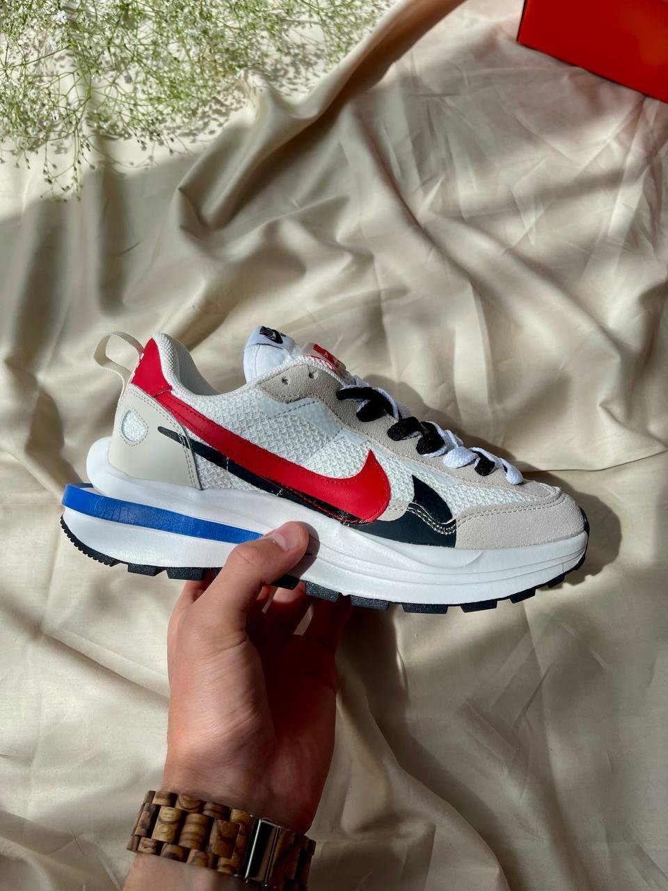 Nike VaporWaffle x Sacai White Red