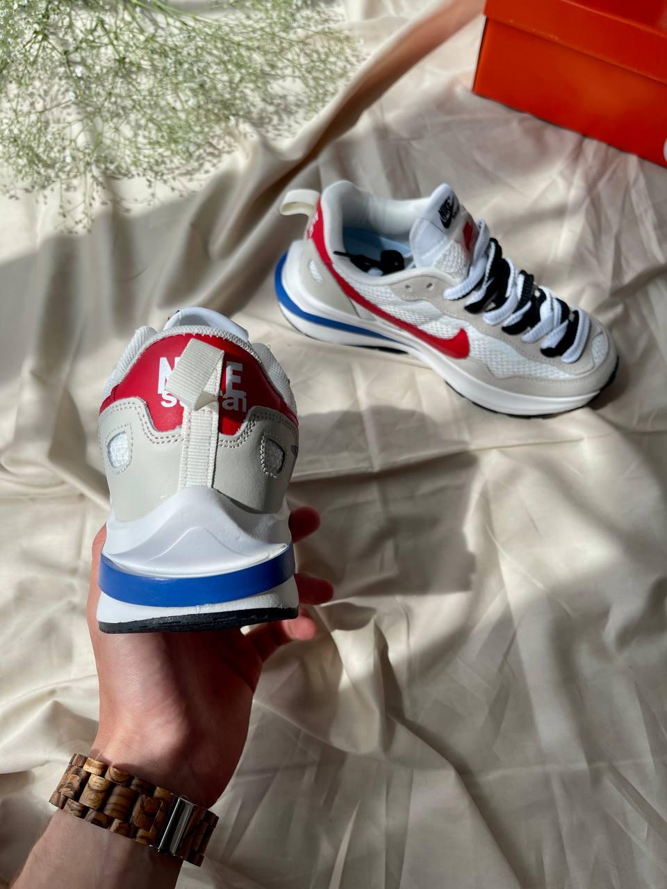 Nike VaporWaffle x Sacai White Red