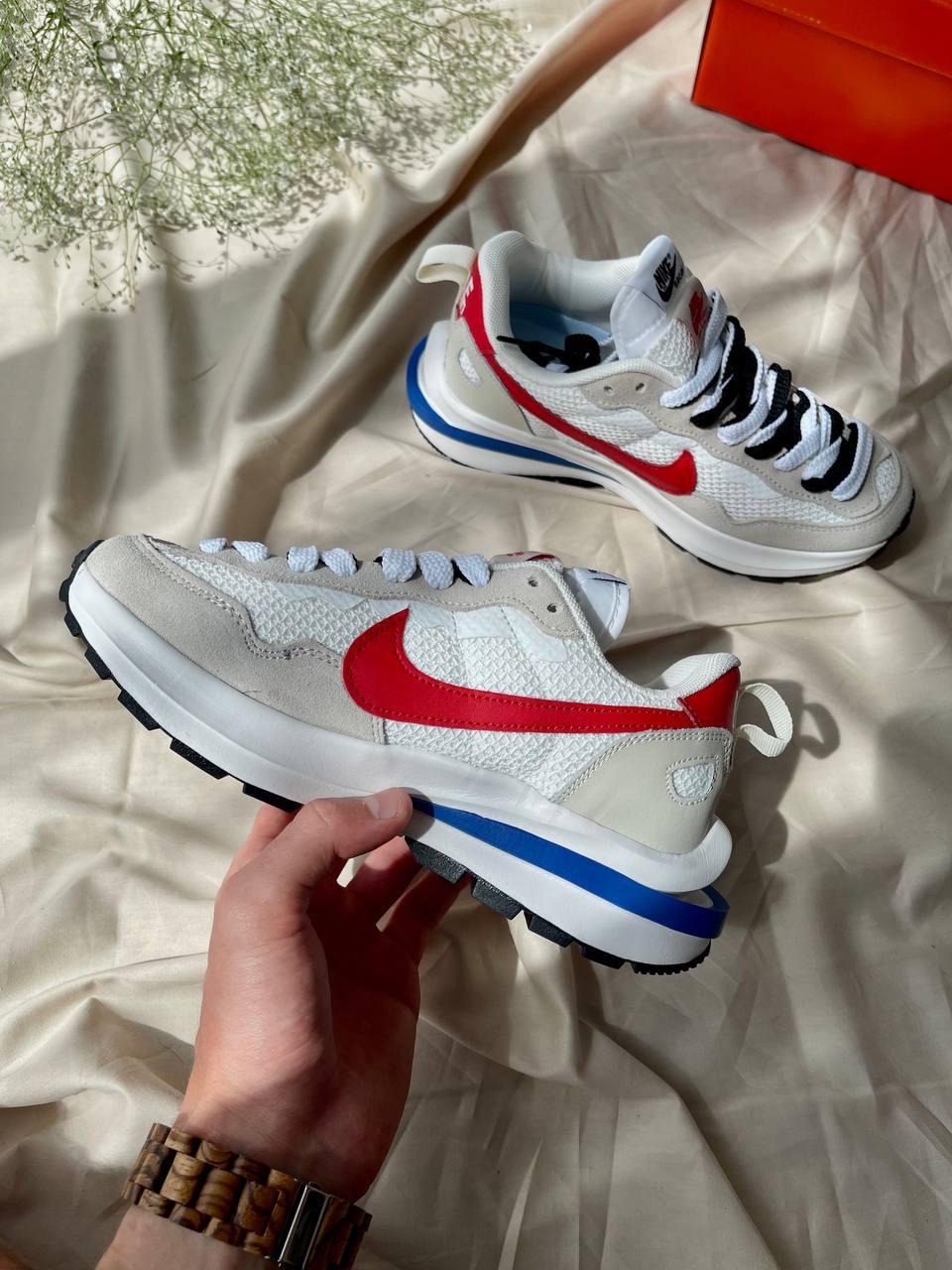Nike VaporWaffle x Sacai White Red