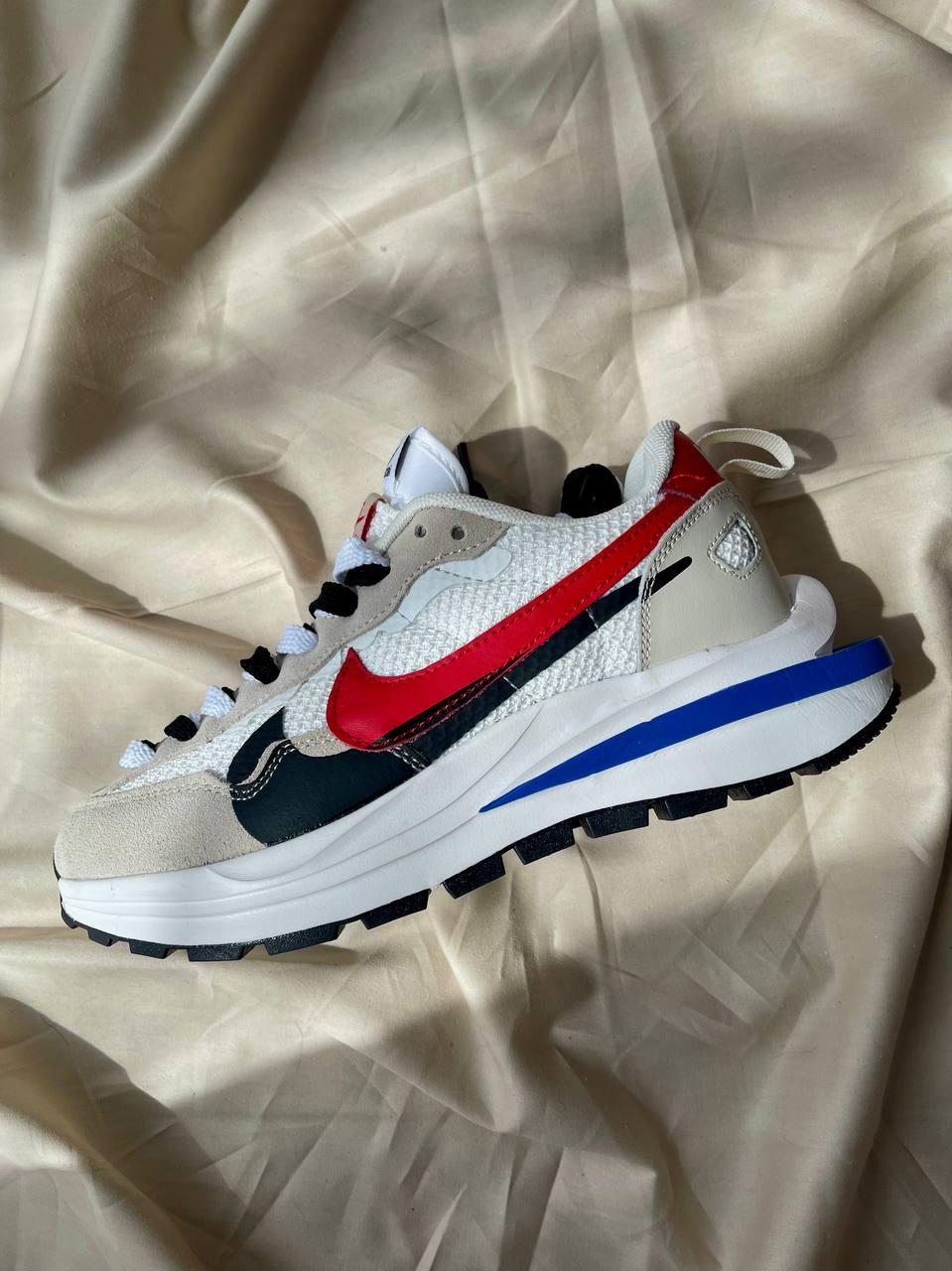 Nike VaporWaffle x Sacai White Red