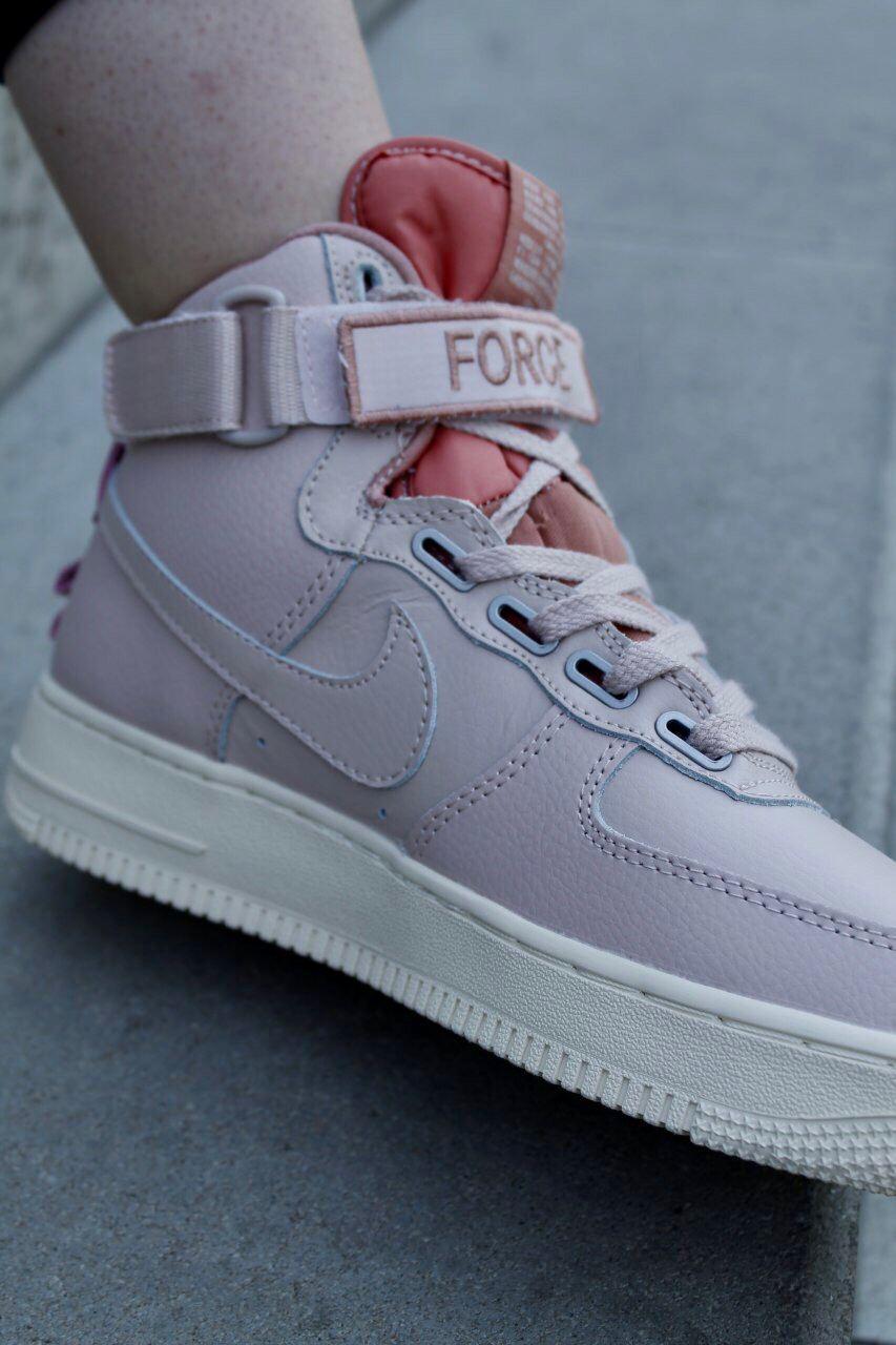 Nike Air Force 1 High Utility Pink 2