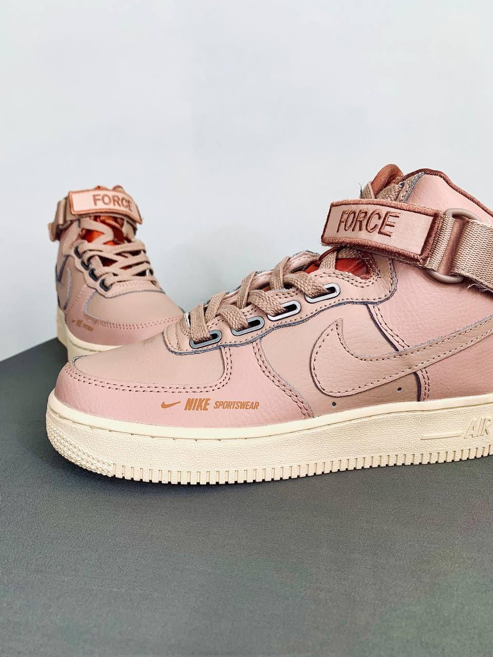 Nike Air Force 1 High Utility Pink 2