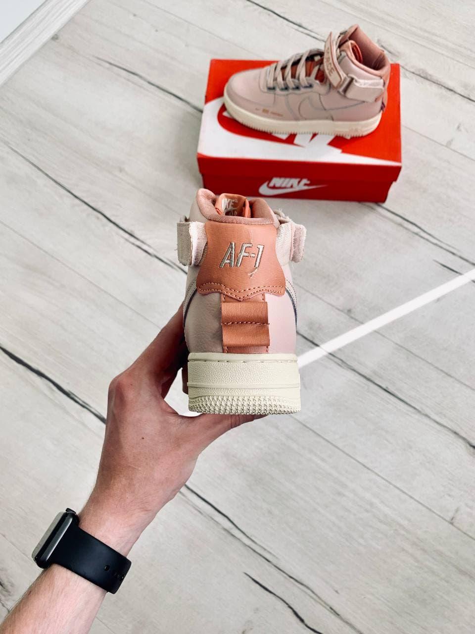 Nike Air Force 1 High Utility Pink 2