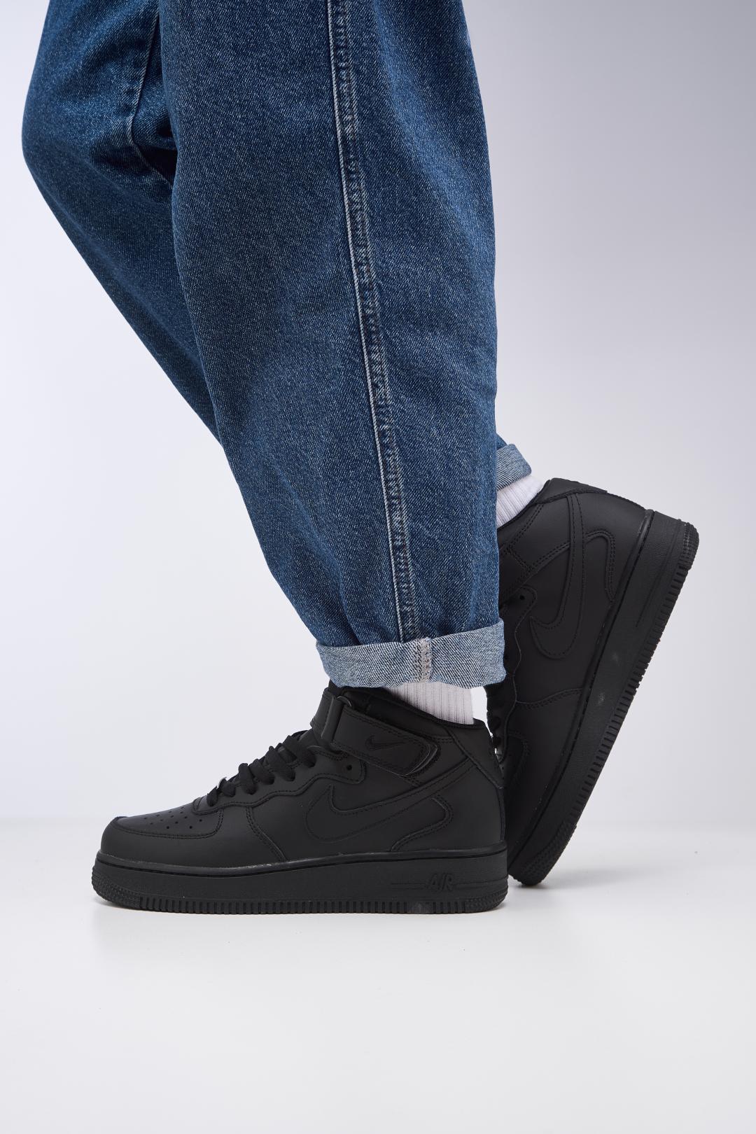 Nike Air Force 1 High Fur Black