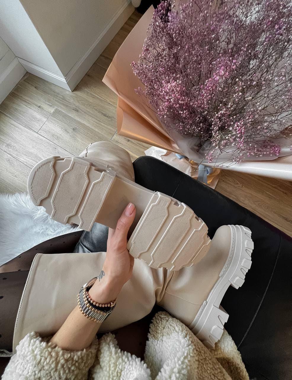 Gia Boots Cream
