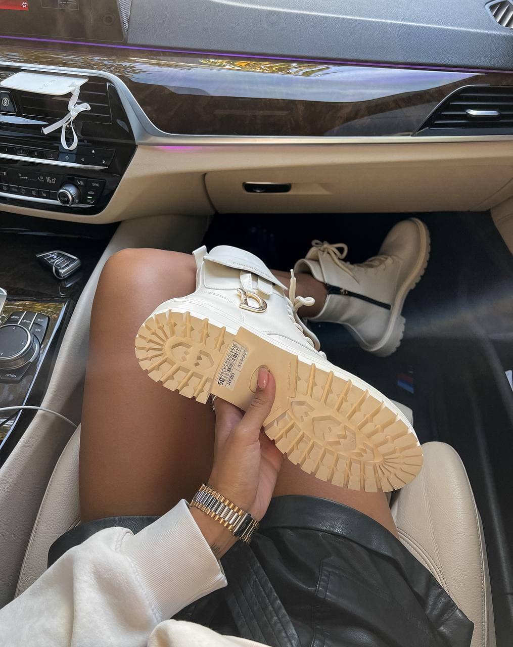 Dior Boots Beige