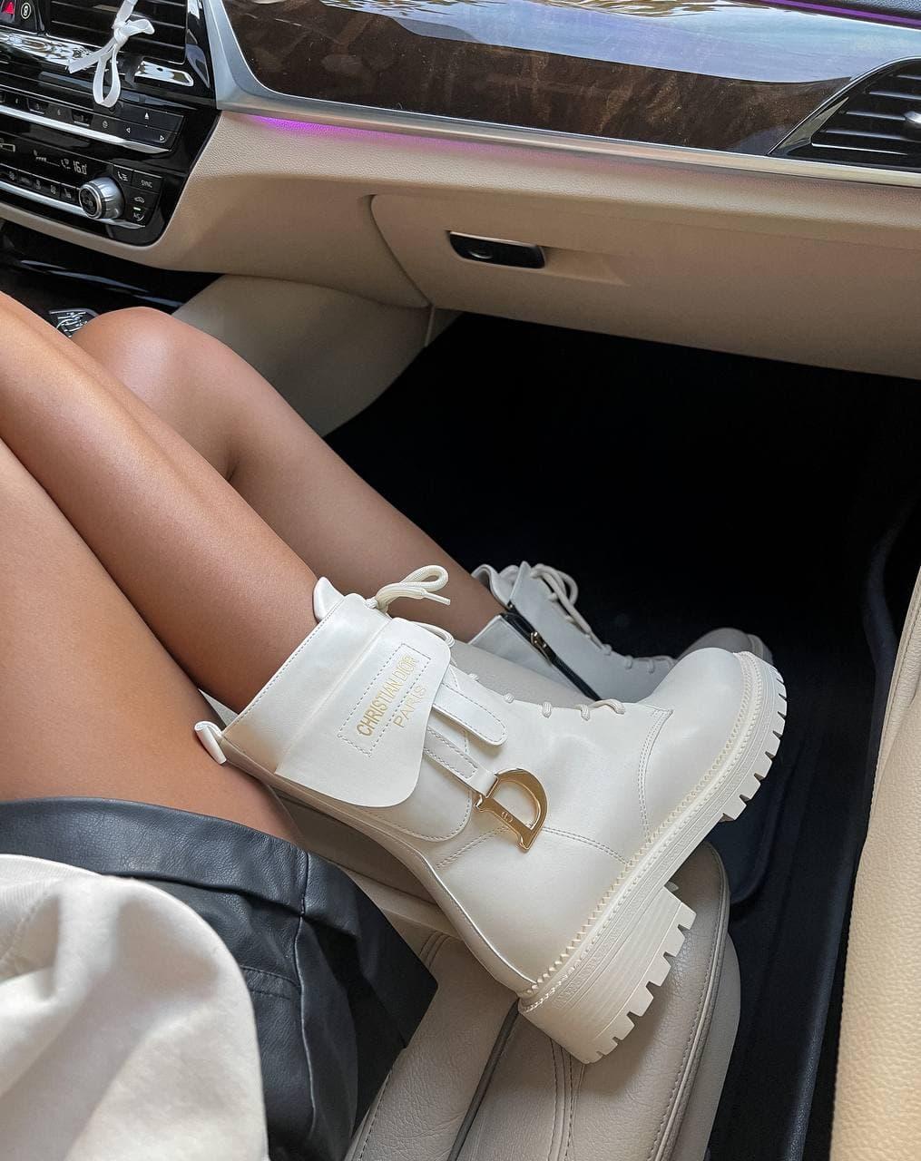 Dior Boots Beige