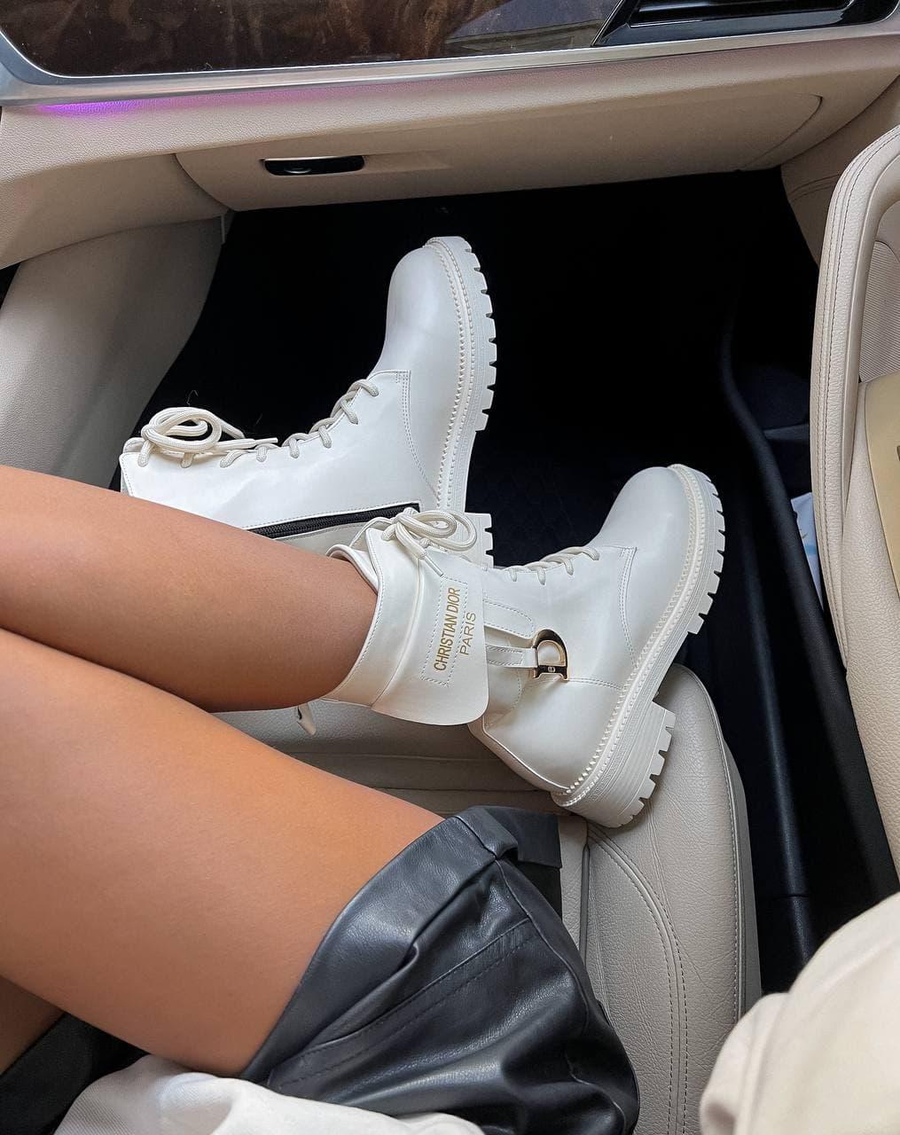 Dior Boots Beige
