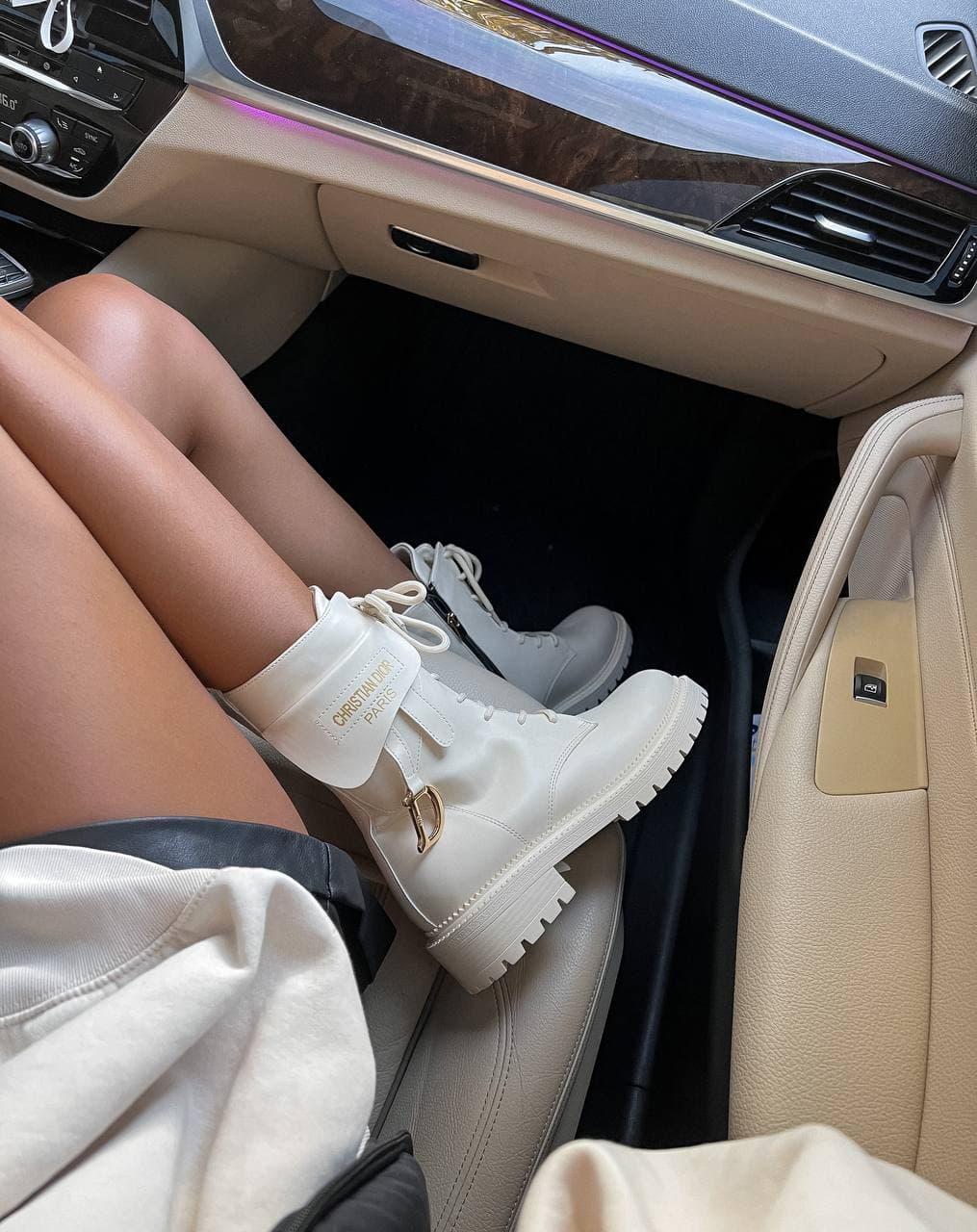 Dior Boots Beige