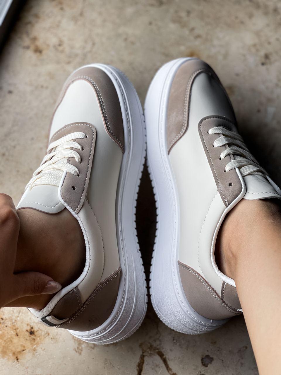 Sneakers Beige White v2