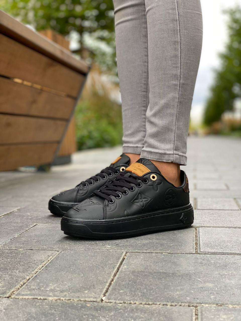 Louis Vuitton Black Brown