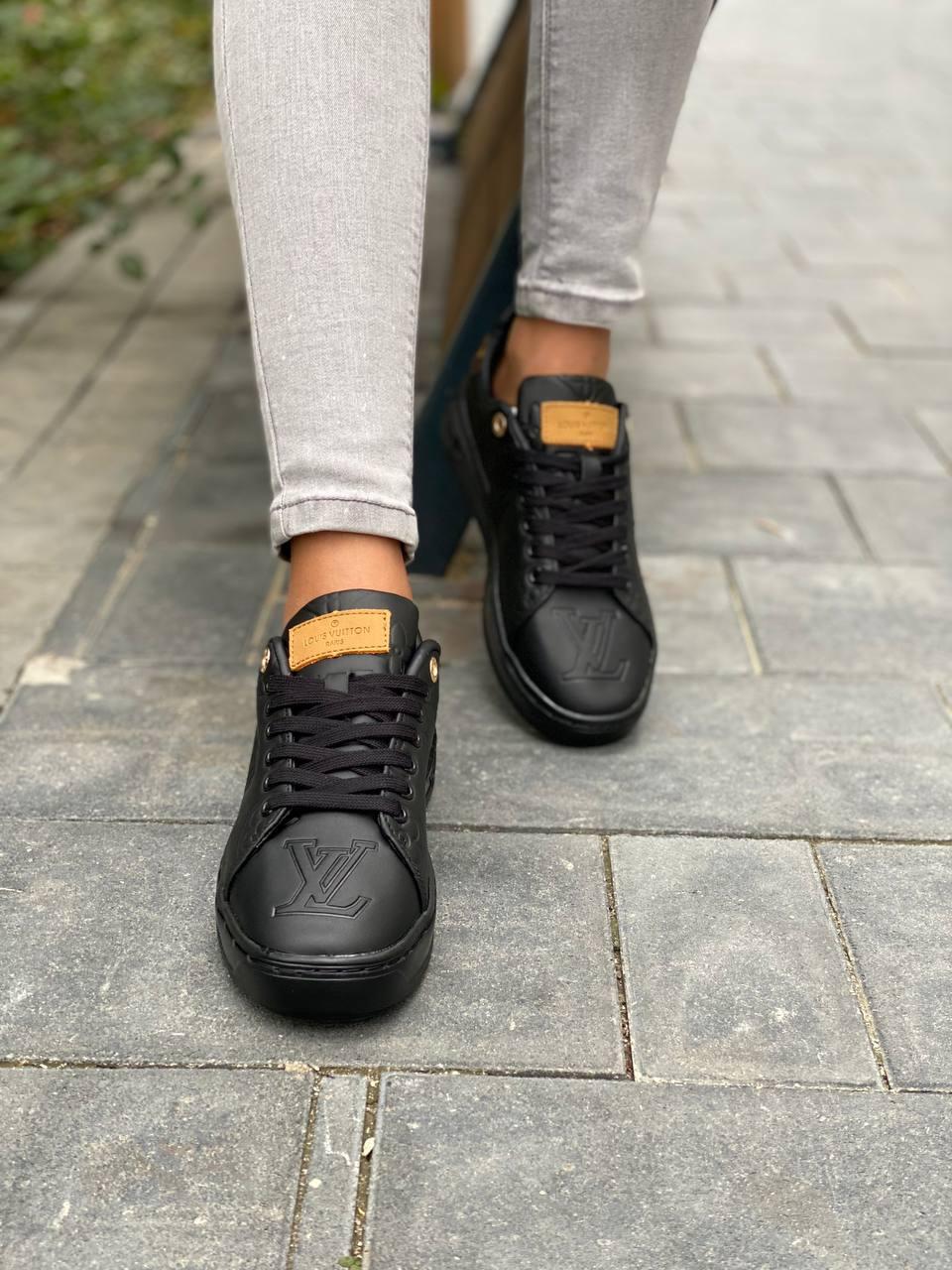 Louis Vuitton Black Brown