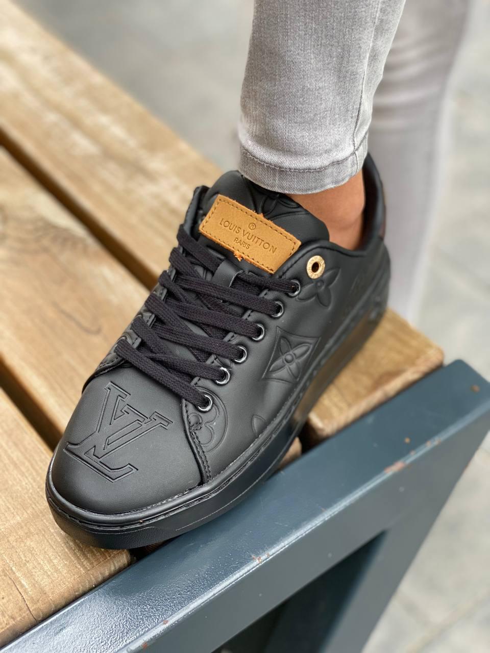 Louis Vuitton Black Brown
