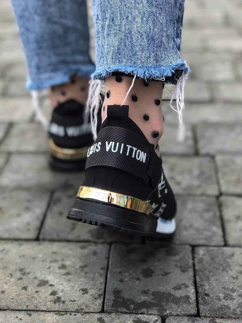 Louis Vuitton Run Away Black White