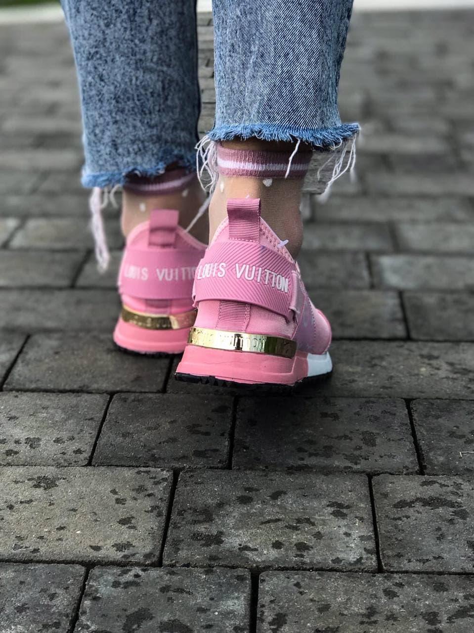 Louis Vuitton Run Away Pink