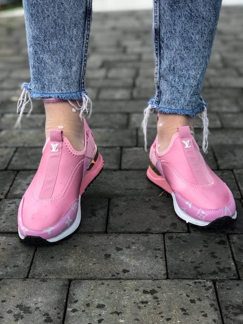 Louis Vuitton Run Away Pink