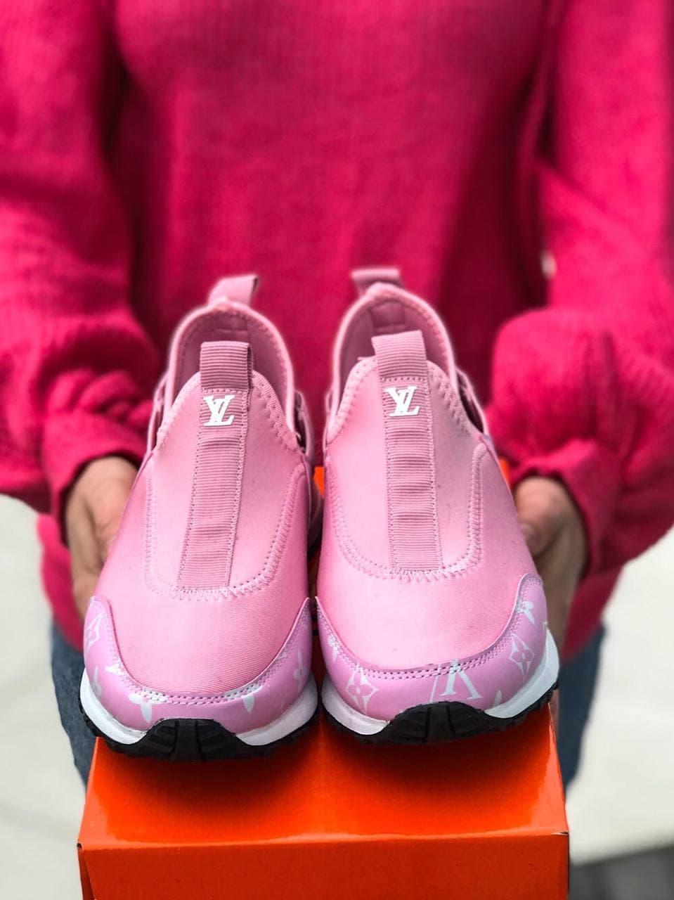 Louis Vuitton Run Away Pink
