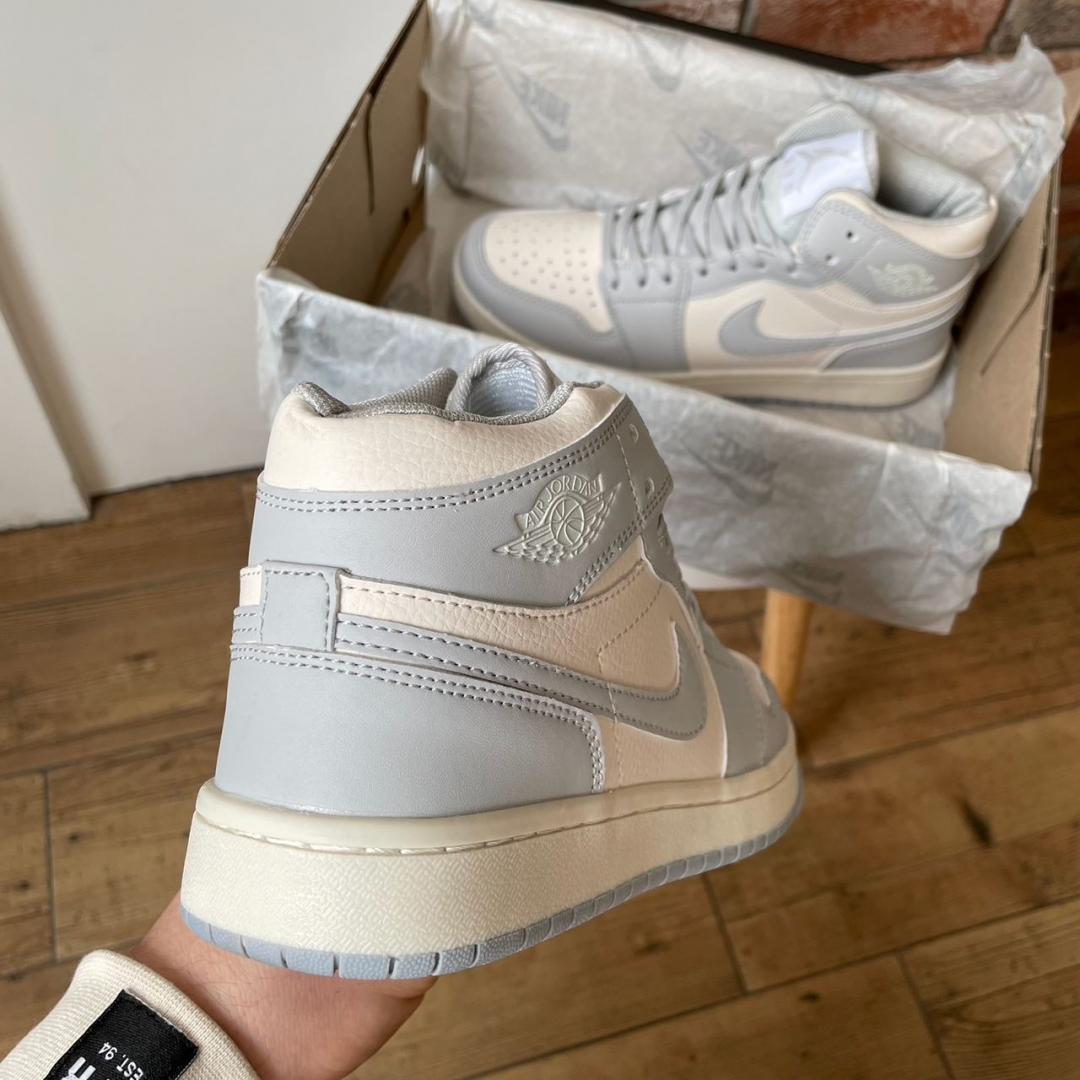 Nike Jordan 1 Retro High Blue White