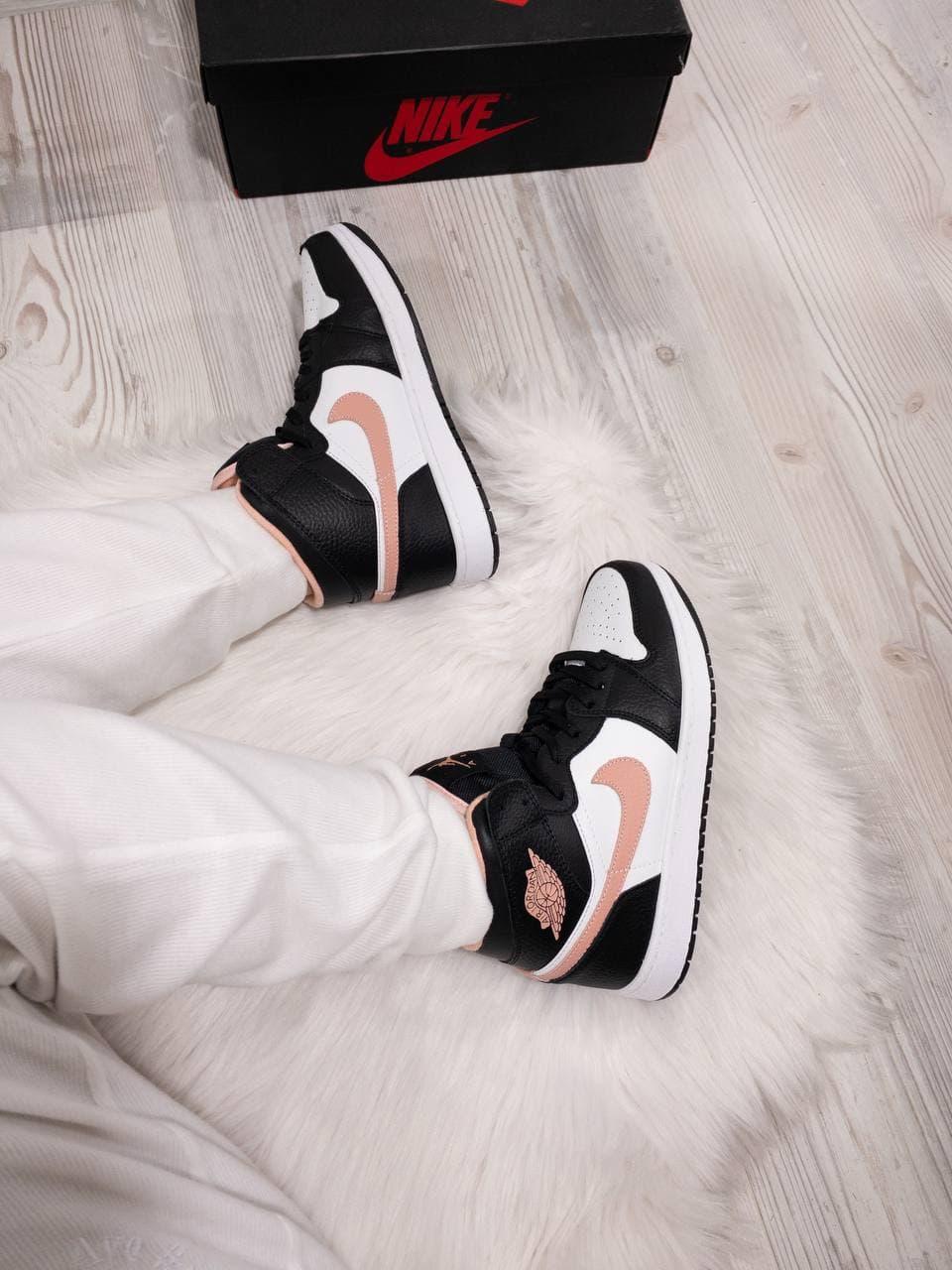 Nike AIR JORDAN 1 High Black Pink