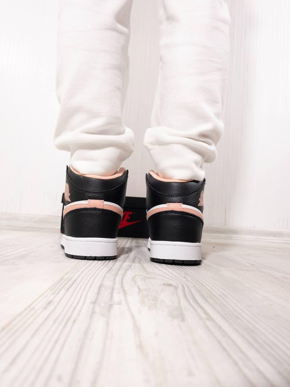 Nike AIR JORDAN 1 High Black Pink
