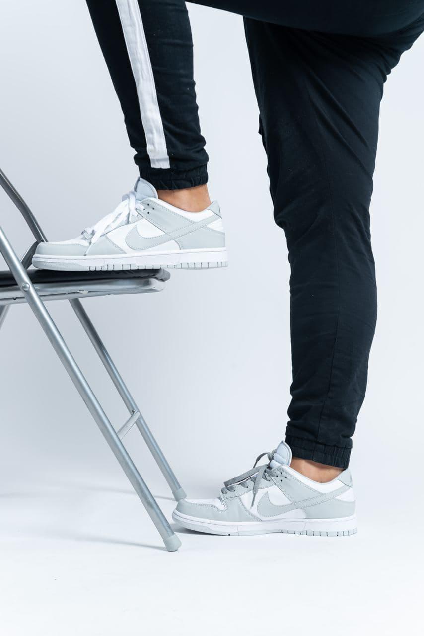 Nike Dunk LOW Photo Dust
