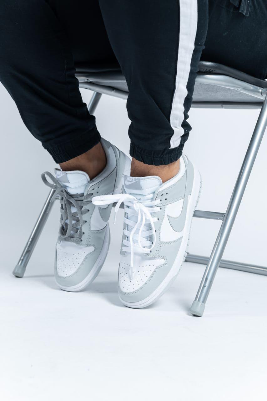Nike Dunk LOW Photo Dust