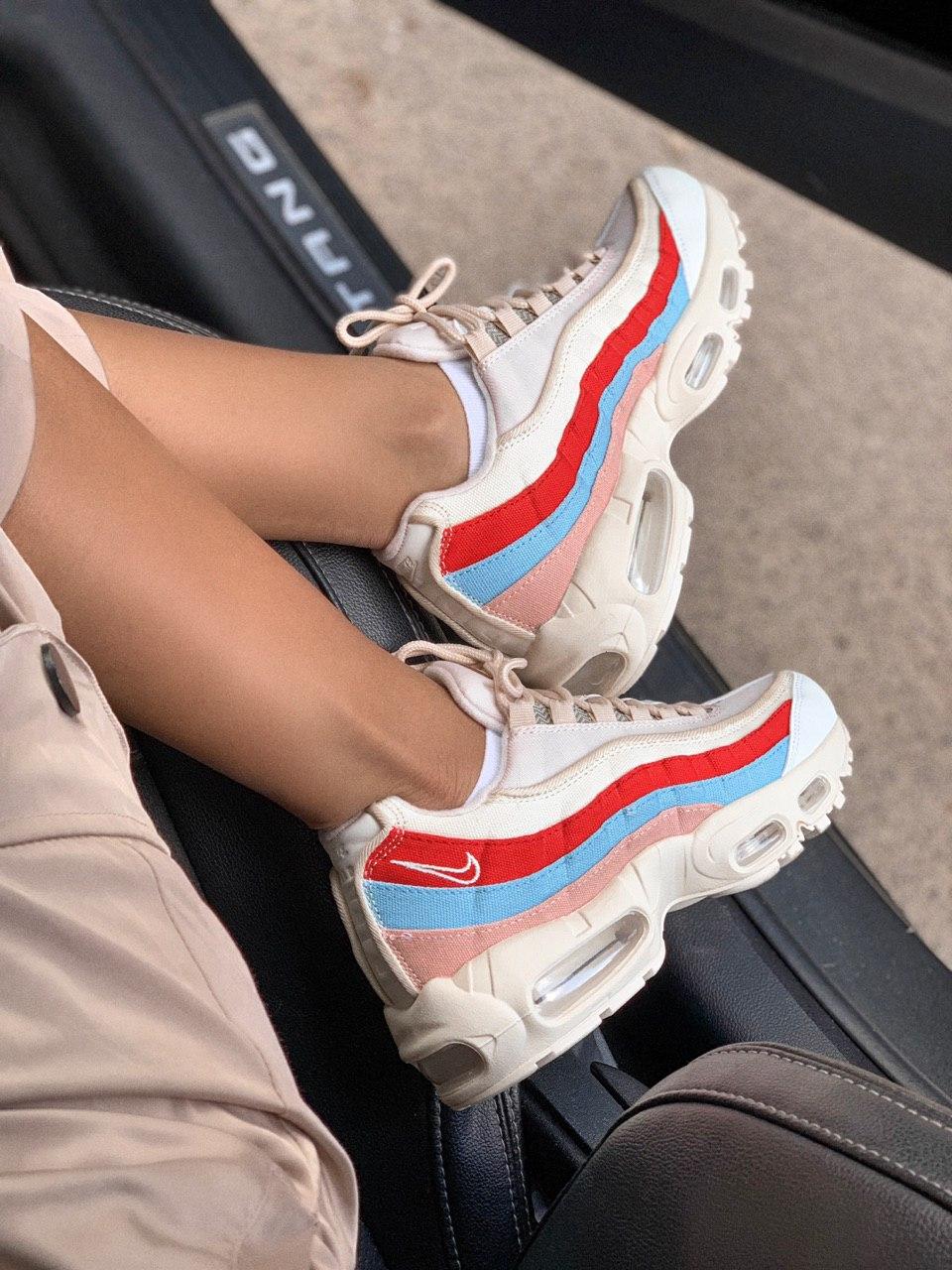 Nike Air Max 95 Beige Red Blue