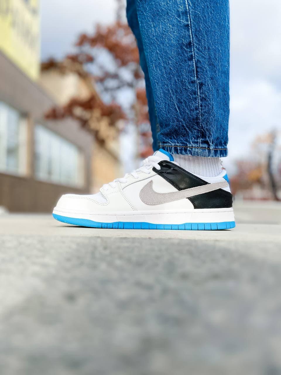 Nike Dunk LOW NEUTRAL GREY LASER BLUE