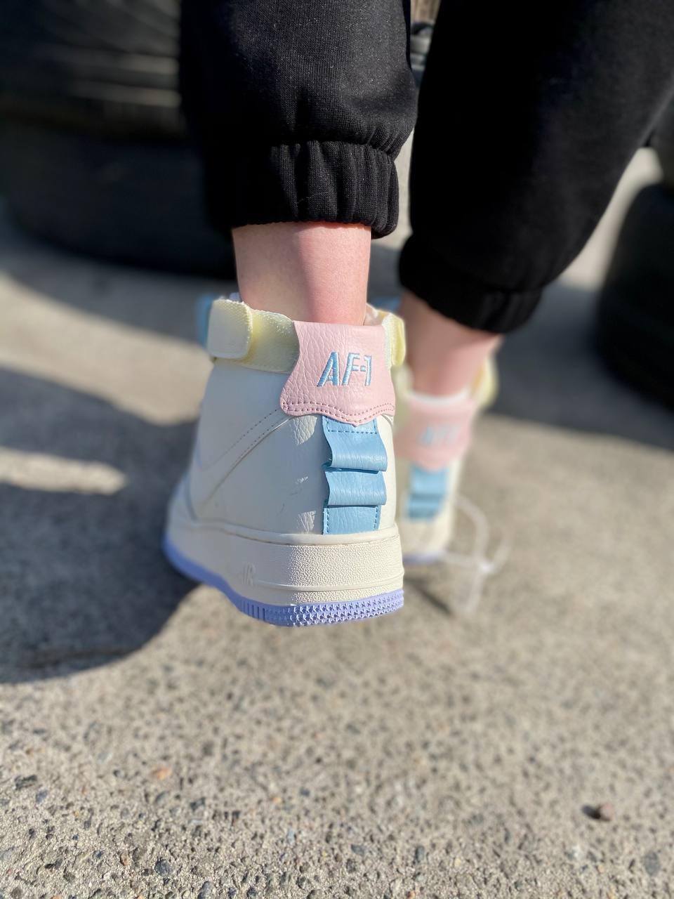 Nike Air Force 1 High Utility Cream