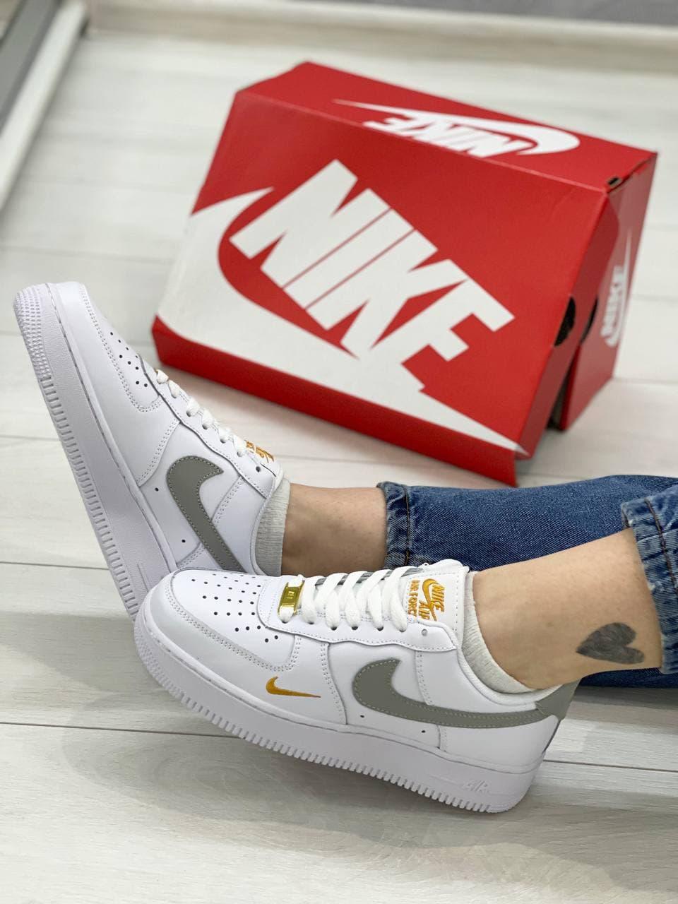 Nike Air Force 1 White Grey Logo