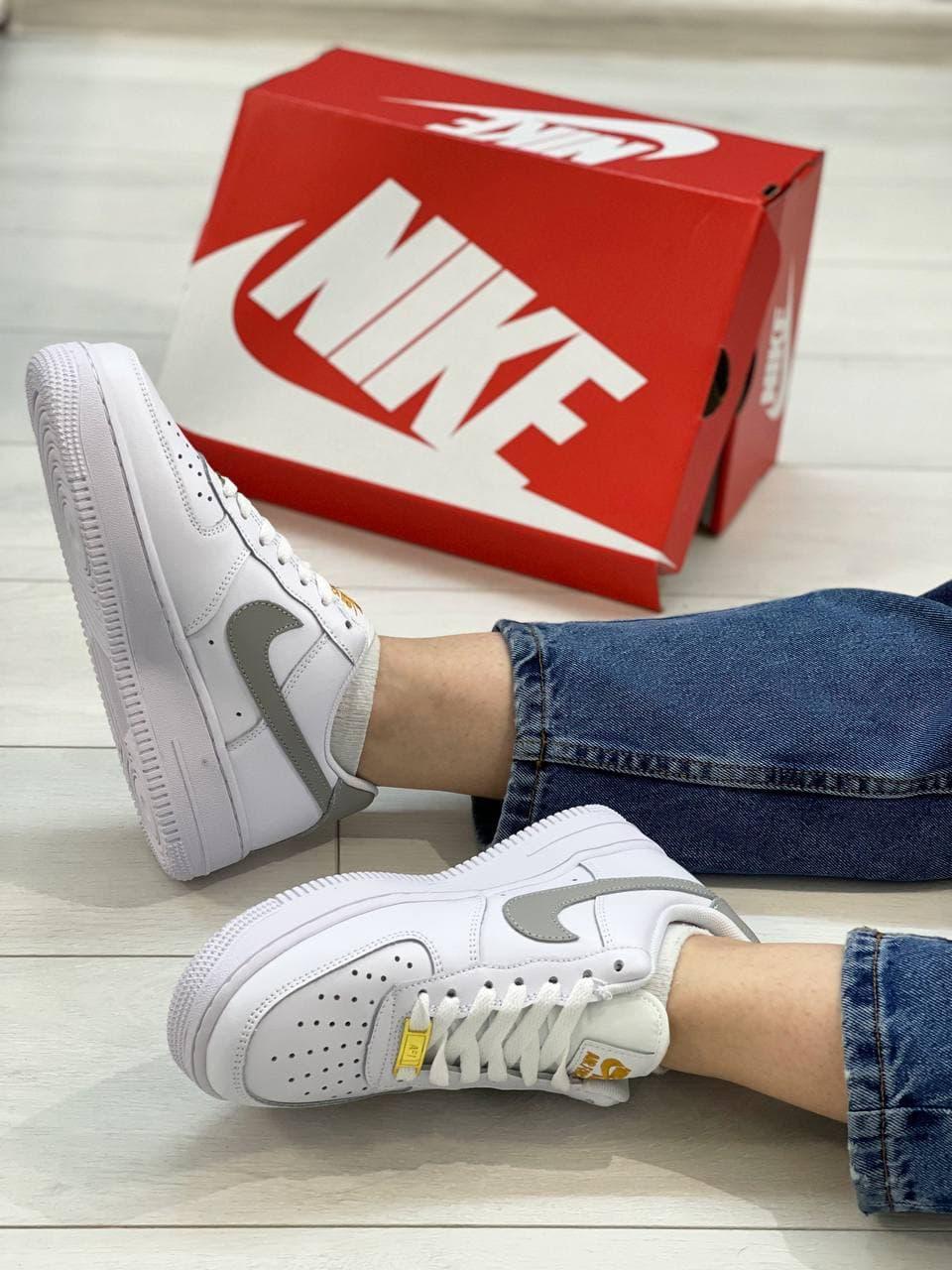 Nike Air Force 1 White Grey Logo