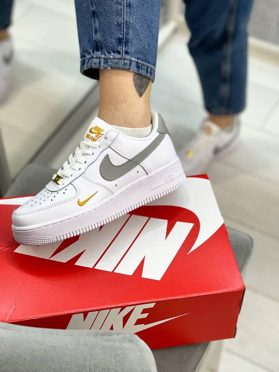 Nike Air Force 1 White Grey Logo