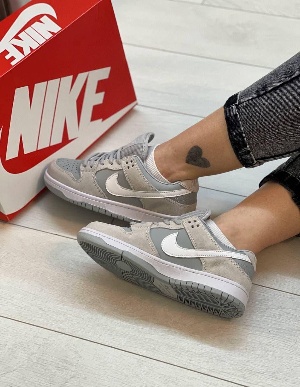 Nike Dunk Disrupt Grey White
