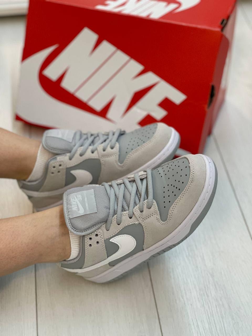 Nike Dunk Disrupt Grey White