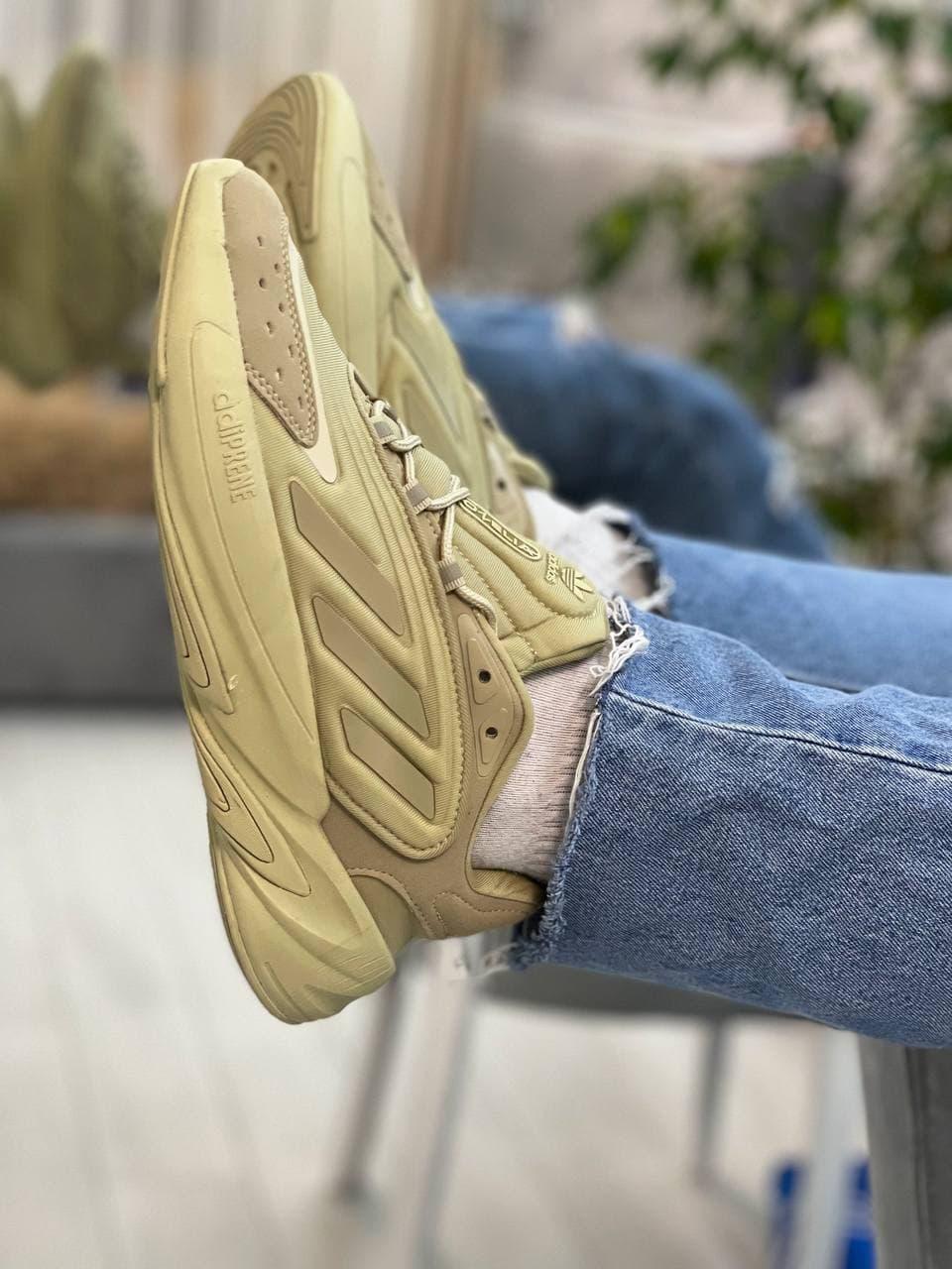 Adidas Ozelia Beige