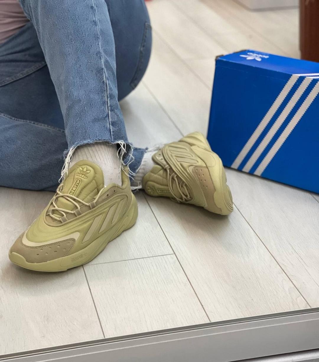 Adidas Ozelia Beige