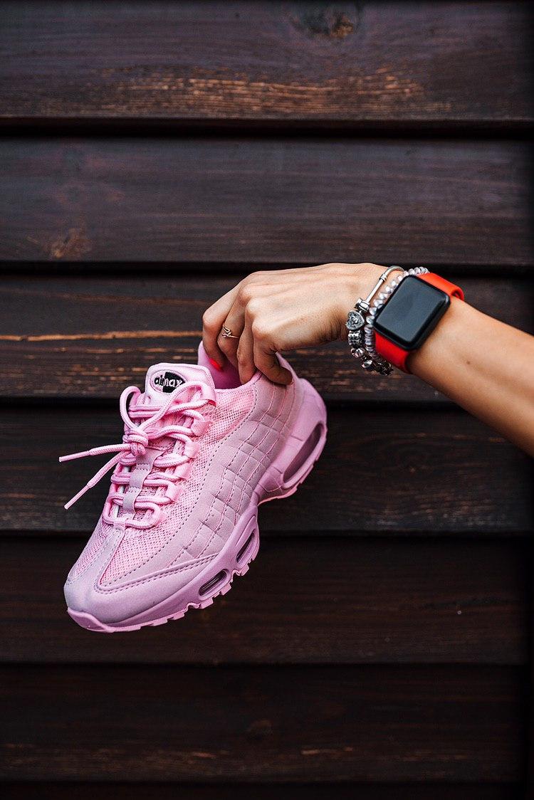 Nike Air Max 95 Pink «Black Logo»