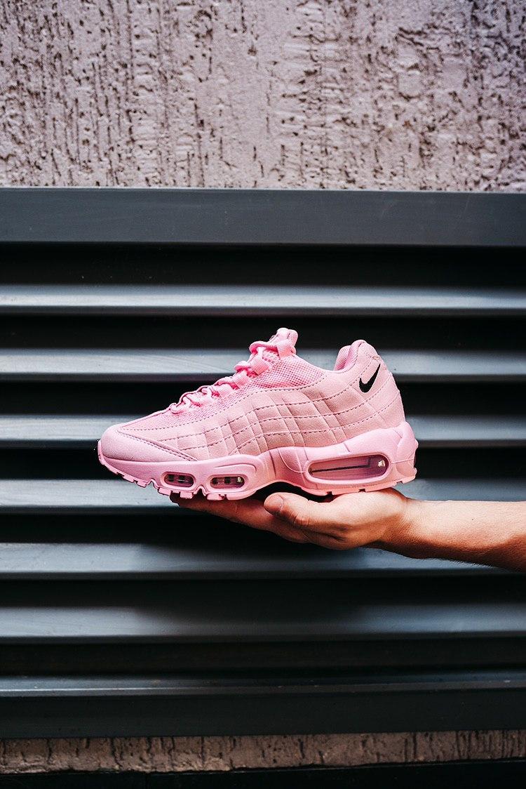 Nike Air Max 95 Pink «Black Logo»