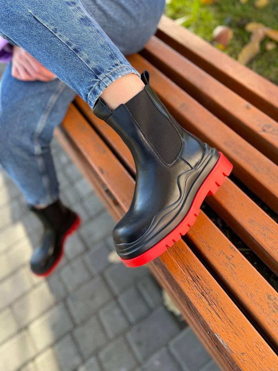 Bottega Veneta Black Red