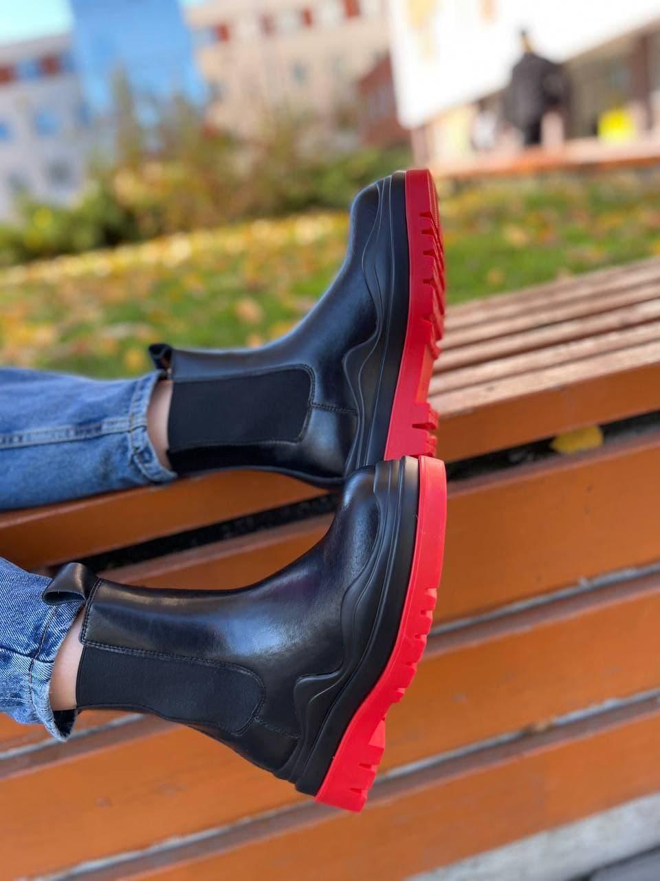 Bottega Veneta Black Red