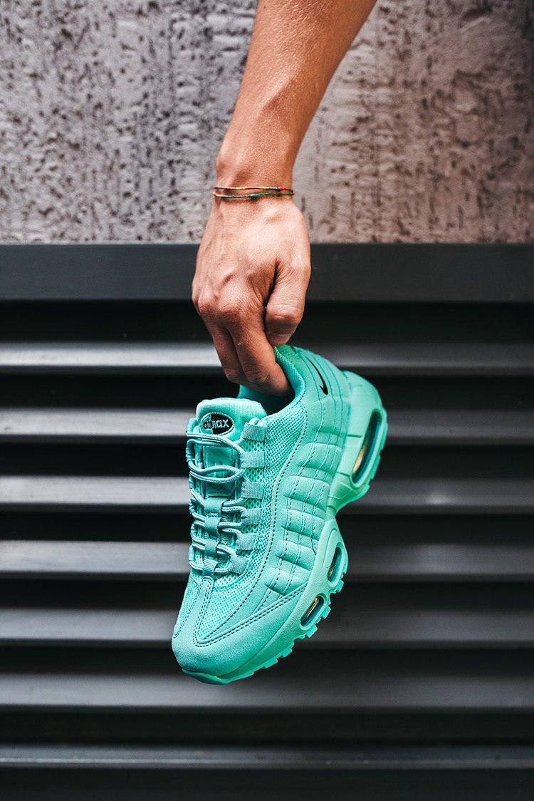 Nike Air Max 95 Tiffany «Black Logo»