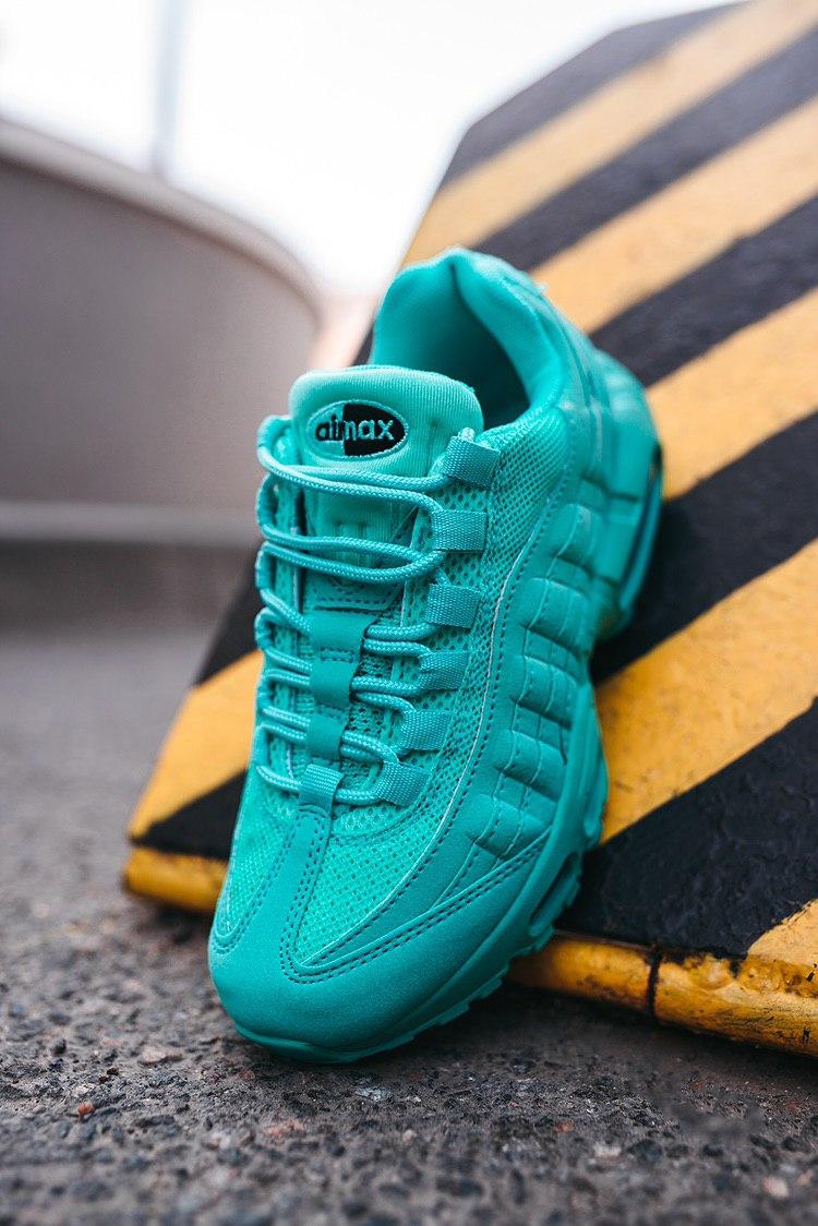 Nike Air Max 95 Tiffany «Black Logo»