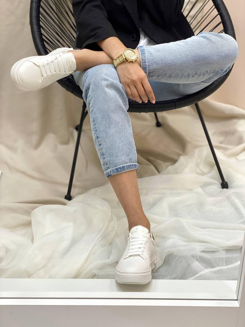 Louis Vuitton White Logo New