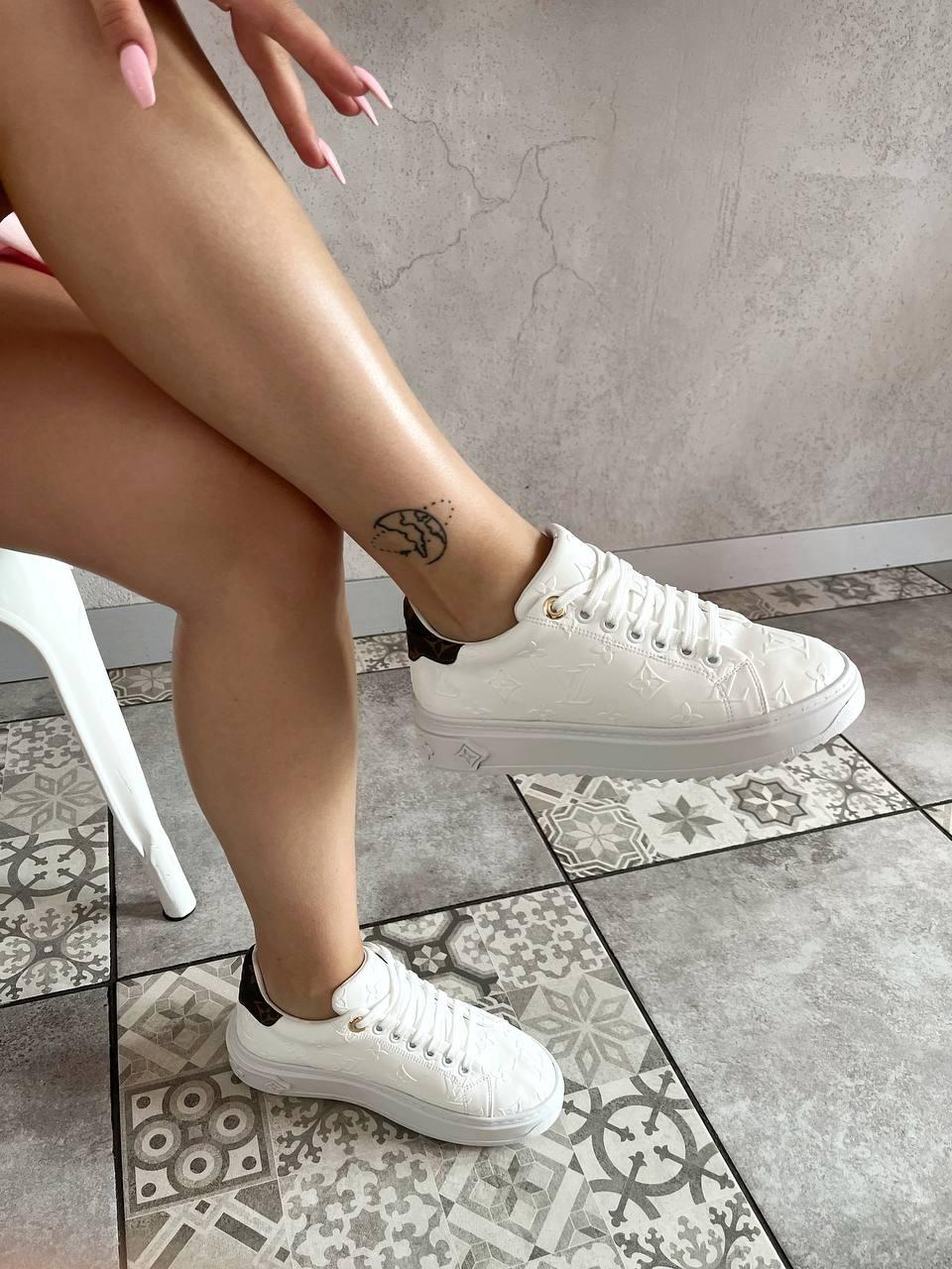 Louis Vuitton White Logo New
